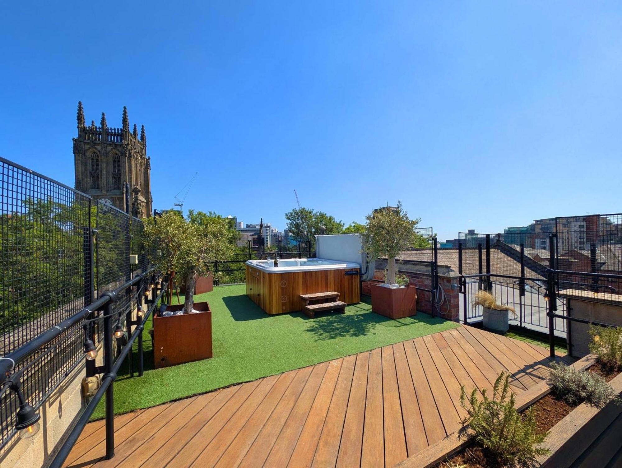 The Bells - Luxury Serviced Apartments Λιντς Εξωτερικό φωτογραφία
